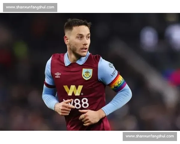 补时遭绝杀!狼队 2-3 伯恩利:逆转梦碎读秒